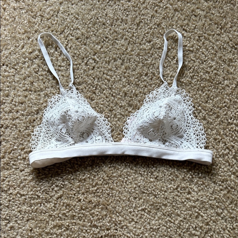Victoria's Secret Delicate White Lace Bralette